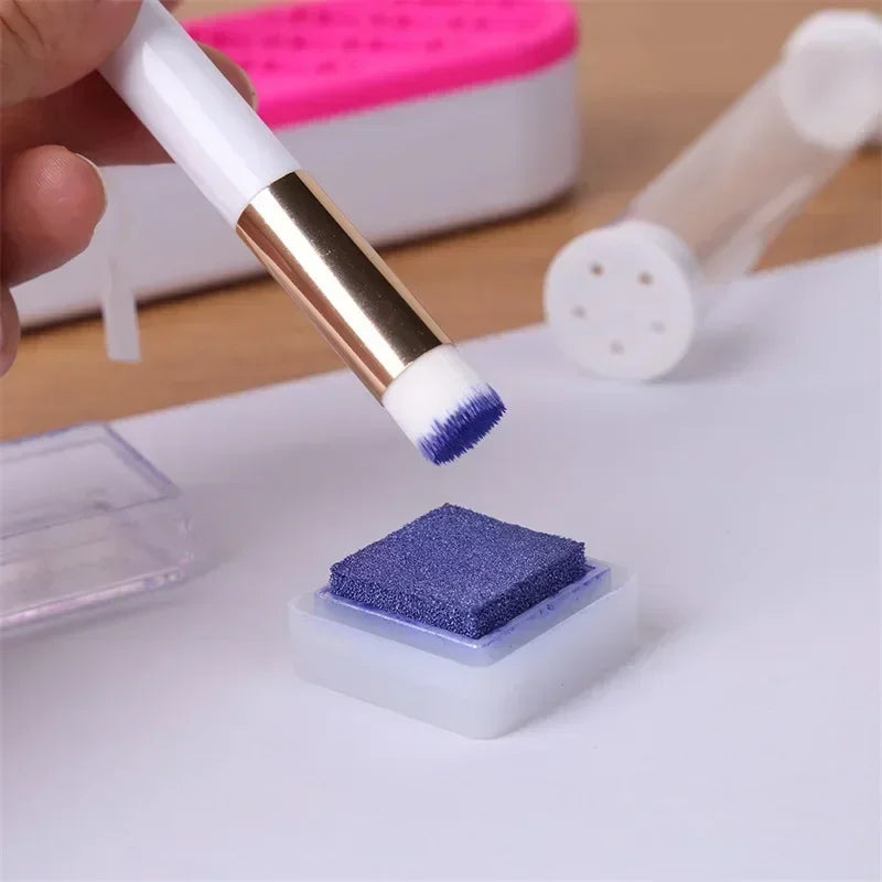 Blendist – Mini Blending Brush Set with Holder
