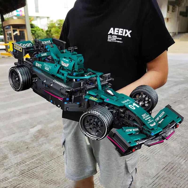 SpeedChamps – AMG F1 W14 Performance Car Building Set