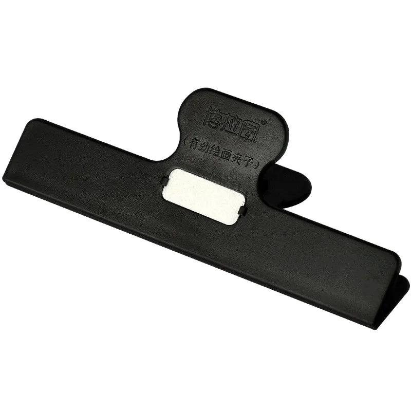 SketchGrip – Large 5.9-Inch Painting Clip with Pencil Sharpener