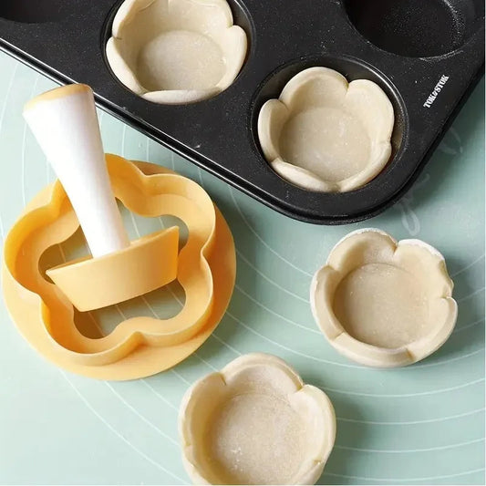 BakeFlow – Pastry Dough & Flower Cutter Set