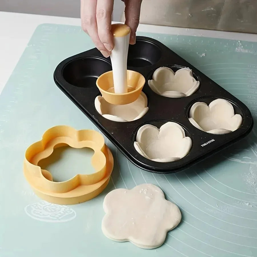 BakeFlow – Pastry Dough & Flower Cutter Set