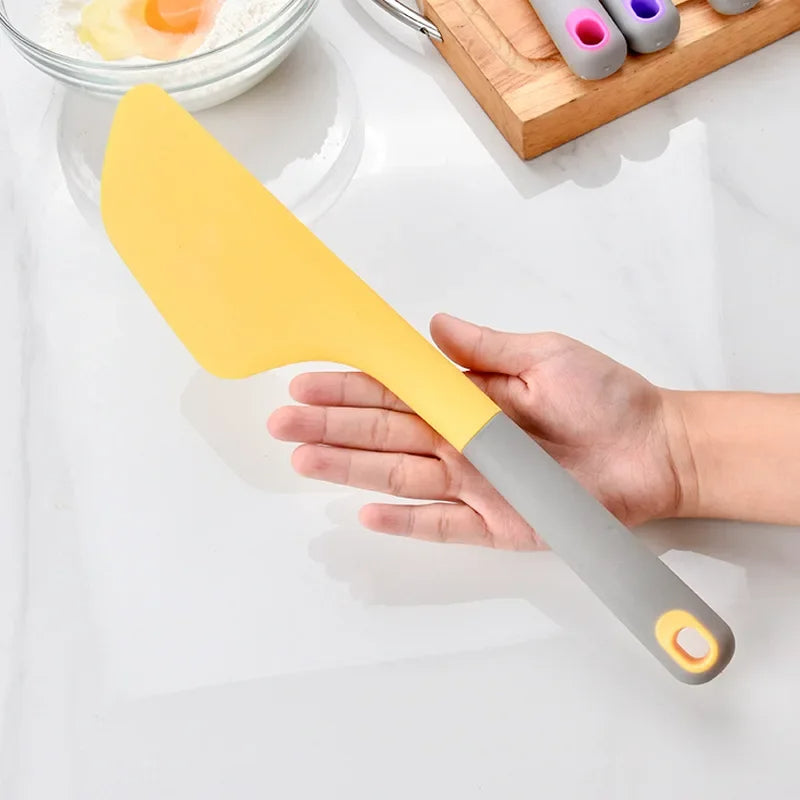 BakeEase – Large Silicone Baking Spatula