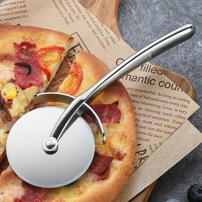 SlicePizza – Stainless Steel Pizza Slicer