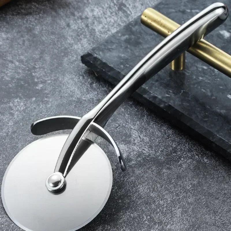 SlicePizza – Stainless Steel Pizza Slicer