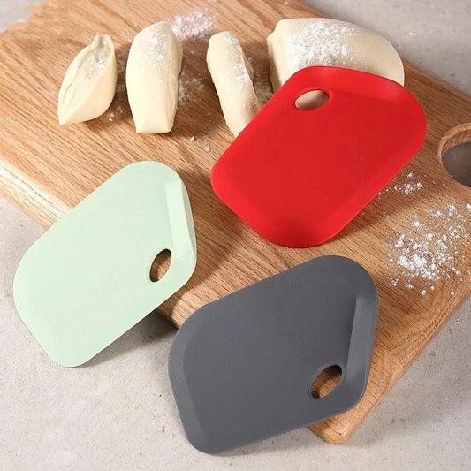 Mixello – Silicone Dough Scraper and Pastry Cutter